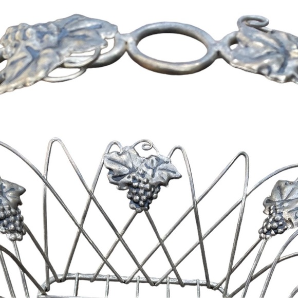 WIRE basket with grapes, collapsible handle, very good condition - Picture 7 of 7